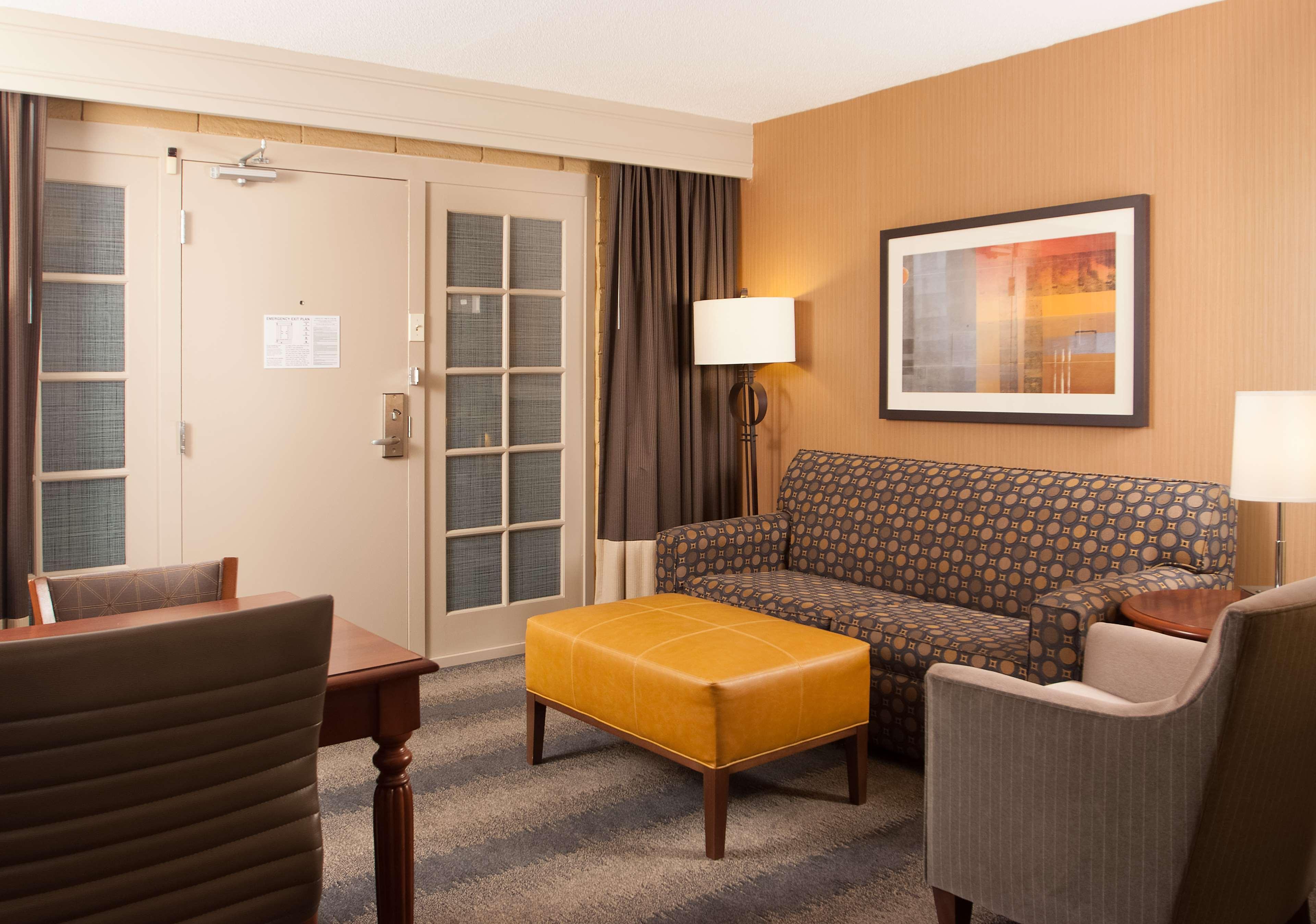 Embassy Suites By Hilton Bloomington/Minneapolis Εξωτερικό φωτογραφία