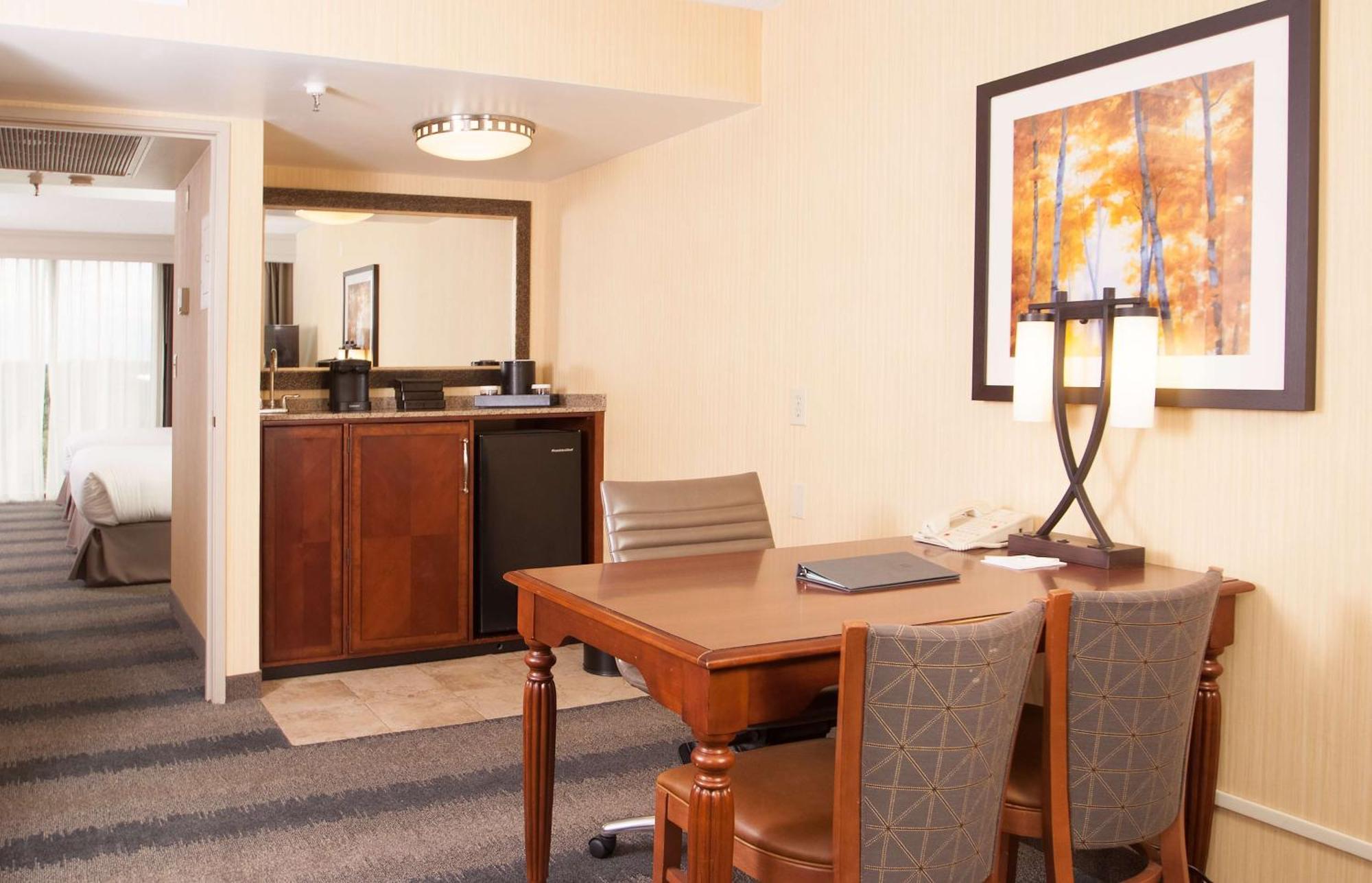 Embassy Suites By Hilton Bloomington/Minneapolis Εξωτερικό φωτογραφία