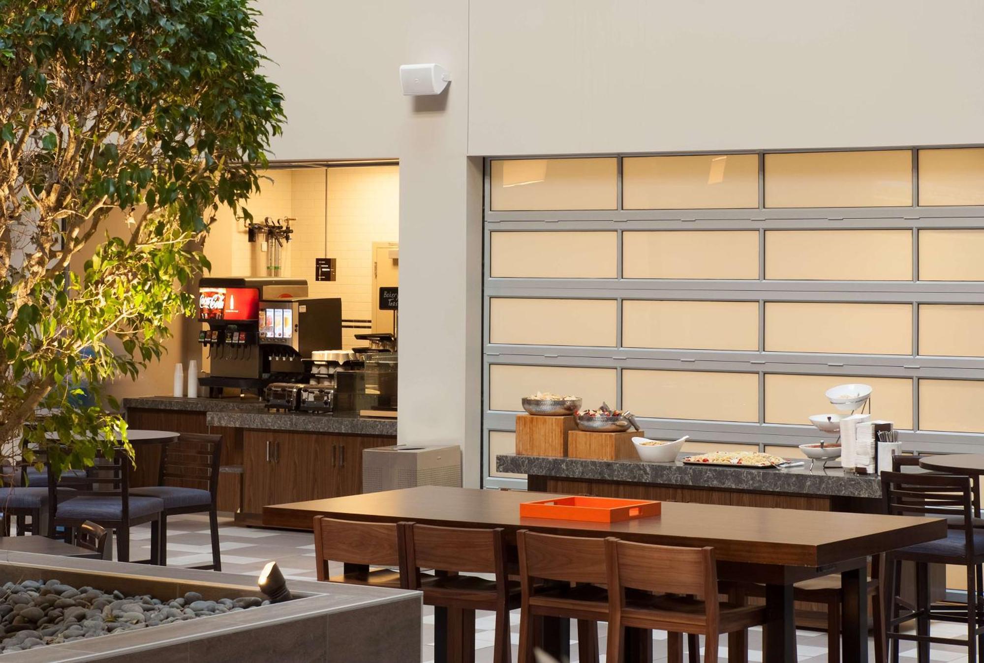 Embassy Suites By Hilton Bloomington/Minneapolis Εξωτερικό φωτογραφία